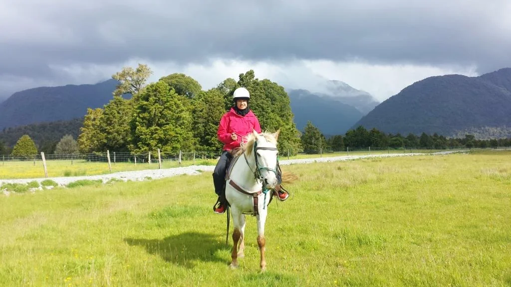 horseback riding in Franz Josef Glacier